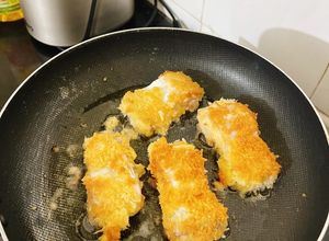 Hình của món Cá chiên xù.