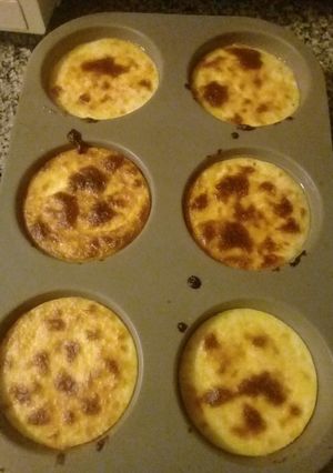 Una foto de Flan soufflé de queso rallado y mascarpone