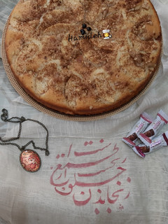 عکسی از دستور کیک سیب و دارچین (🍎+🧂=🥧)😍