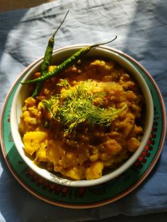 A picture of Dal Chokha.