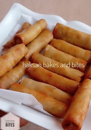A picture of Painted spring rolls.