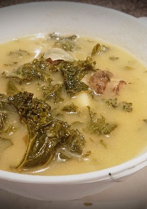 A picture of Kale and Spring Onion Soup.