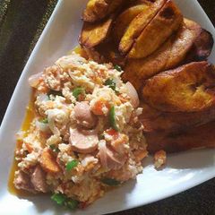 A picture of Fried Plantain and Sausage sauce.
