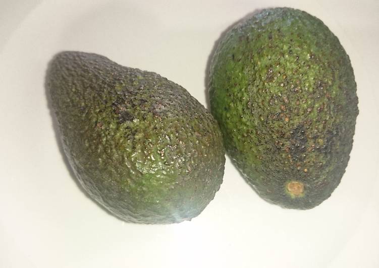 How to quickly ripen avocados