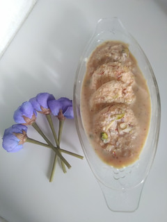 ઇન્સ્ટન્ટ મલાઈ (Instant Ras malai Recipe In Gujarati) રેસીપી મુખ્ય ફોટો
