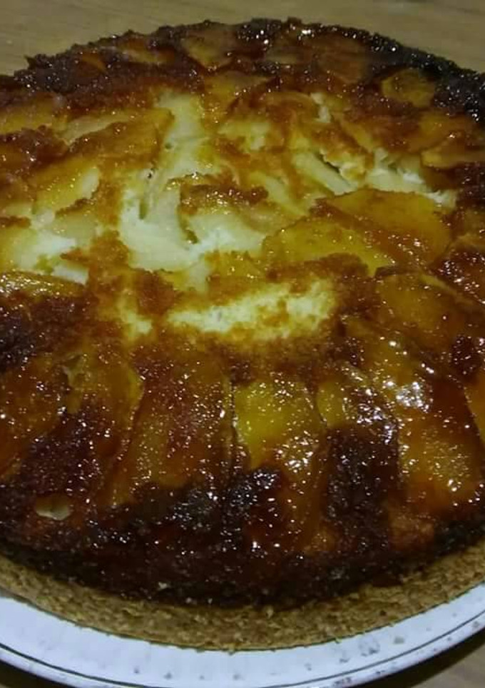 Una foto de Torta de manzana invertida