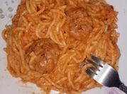 Una foto de spaguetti con queso philadelphia