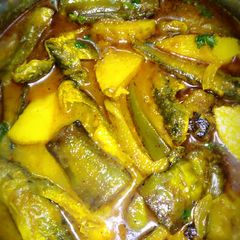A picture of Fish curry.