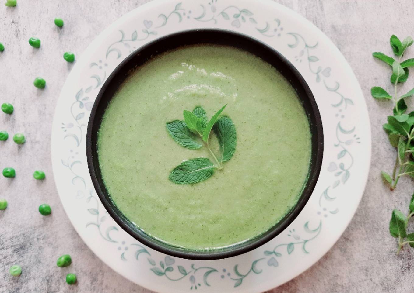 Vegan Green Pea and Mint Soup