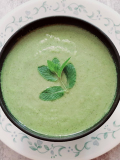 A picture of Vegan Green Pea and Mint Soup.