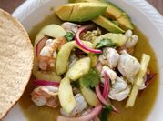 Una foto de aguachile serrano