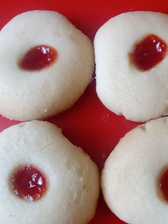 ஜாம் குக்கீஸ் (Jam cookies recipe in tamil) செய்முறை முக்கிய புகைப்படம்