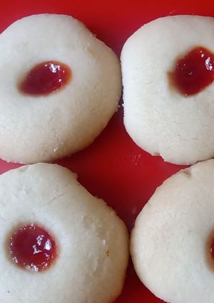 ஜாம் குக்கீஸ் (Jam cookies recipe in tamil) செய்முறை முக்கிய புகைப்படம்