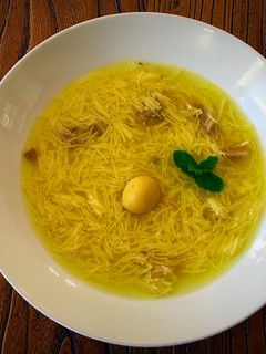Una foto de Sopa casera de gallina