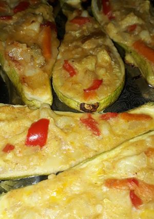 Una foto de Zuchini relleno