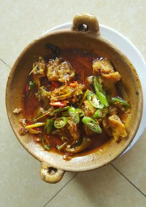 Hình của món Cá Đuối Um Chuối.