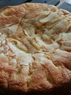 Una foto de Torta 1, 2, 3, 4 con manzanas