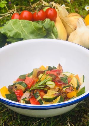 A picture of Summer Vegetable Pisto 🌱 (Spanish Veggie Stew).
