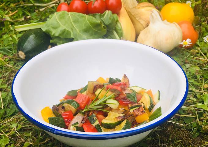 How to Make Ultimate Summer Vegetable Pisto 🌱 (Spanish Veggie Stew)