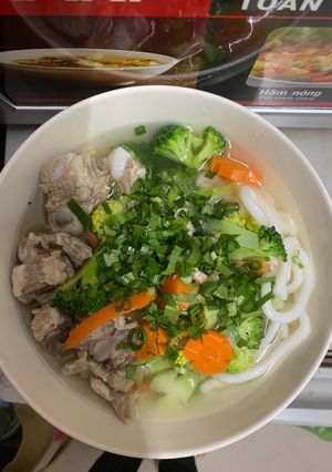 Hình của món Mì udon hầm rau củ Eatclean.