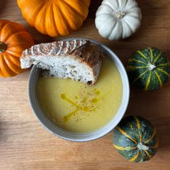 A picture of Autumn Vegetable & Roasted Squash Soup 🌱.