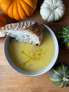 A picture of Autumn Vegetable & Roasted Squash Soup 🌱.