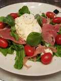 Burrata caprese