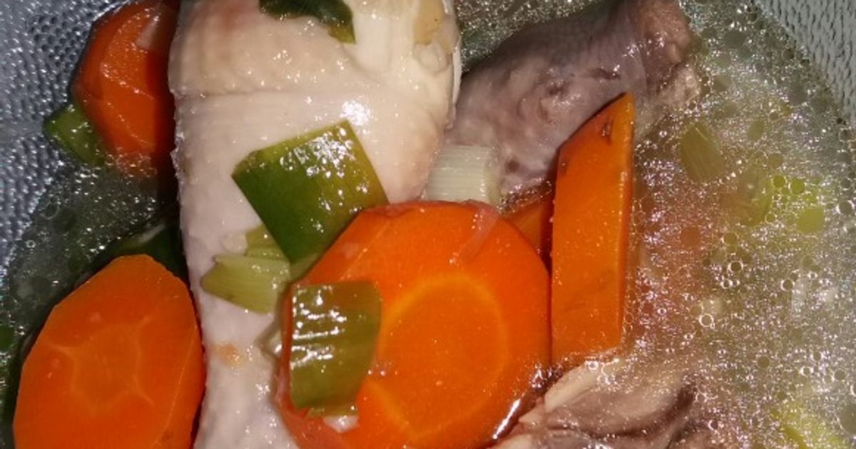 Sop ayam (Menu buka puasa)