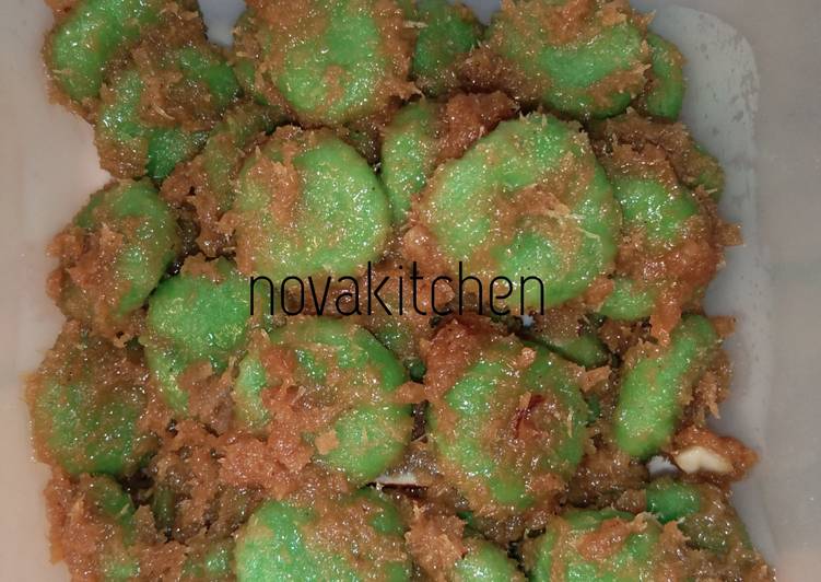 resep cara buat Putri Mandi Singkong Khas Sambas