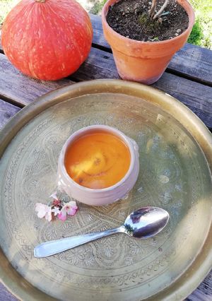 Une photo de Velouté carottes et patate douce au cumin