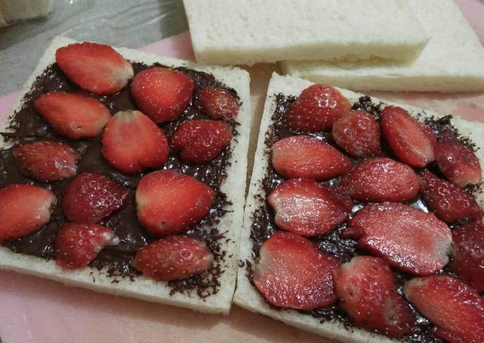 Resep Roti Coklat Strawberry Oleh Widya Gita Karuna Cookpad