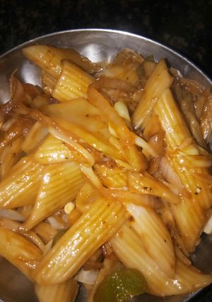A picture of Pasta with vegetables.