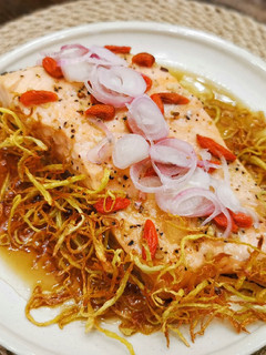 A picture of Steamed Salmon with Ginger Floss.