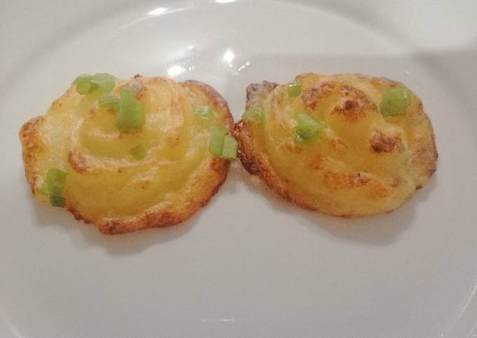 Mash potato cakes