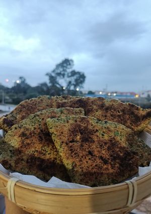 Une photo de Galette aux herbes (aghroum lahwal)