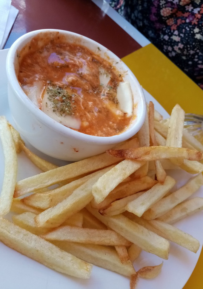Una foto de Salsa queso fundido al estilo Jelves