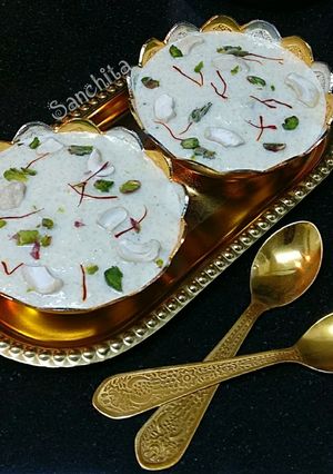 A picture of Kesariya Mava Rice Kheer.
