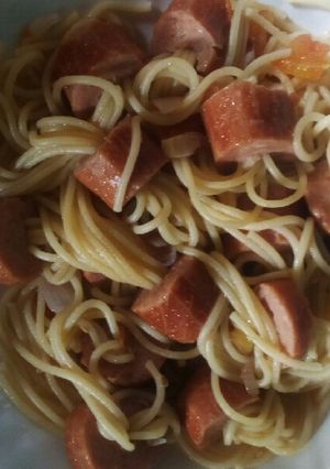 A picture of Chicken sausage "n" spaghetti.