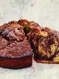Torta marmorizzata con gocce di cioccolato