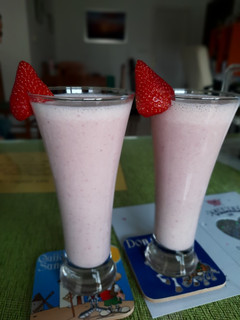Una foto de Smoothie de fresa y plátano