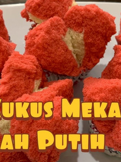 Foto resep Bolu Kukus Mekar Merah Putih