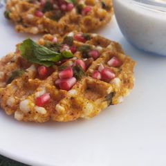 A picture of Sabudana waffle.