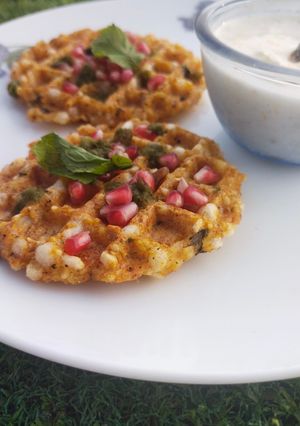 A picture of Sabudana waffle.