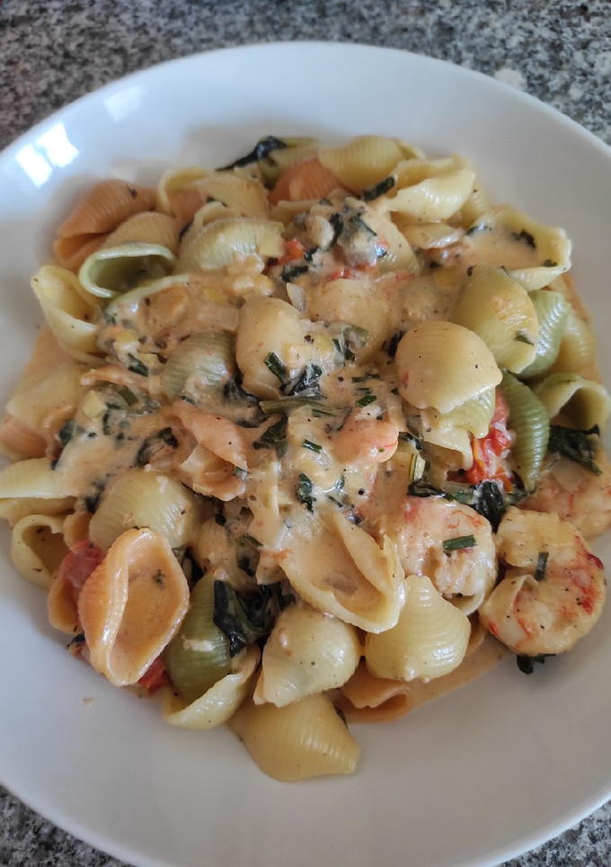 Una foto de Pasta con gambón medio improvisada 🦐
