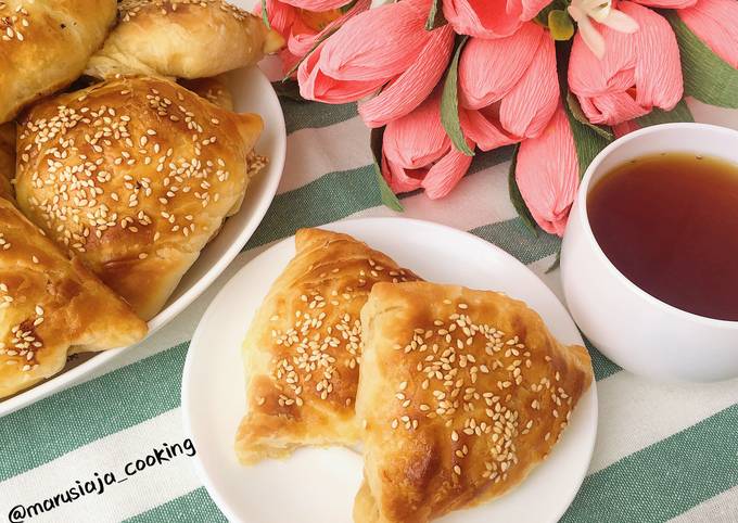 Слоеная самса  🥐🧀🐣