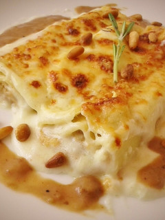 Una foto de Canelones rellenos de pollo rustido