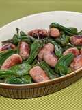 Butifarra con pimientos semipicantes al Jerez