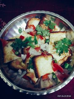 ब्रेड सलाद (bread salad recipe in Hindi) रेसिपी मुख्य फोटो