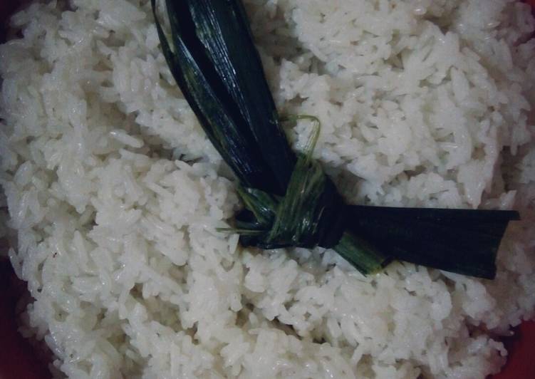 Cara Gampang Menyiapkan Nasi Uduk Ummi yang Lezat Sekali