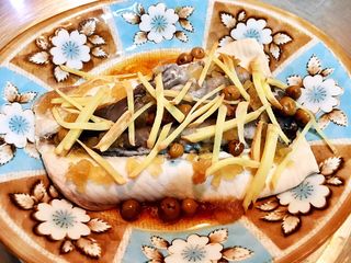 清蒸虱目魚肚